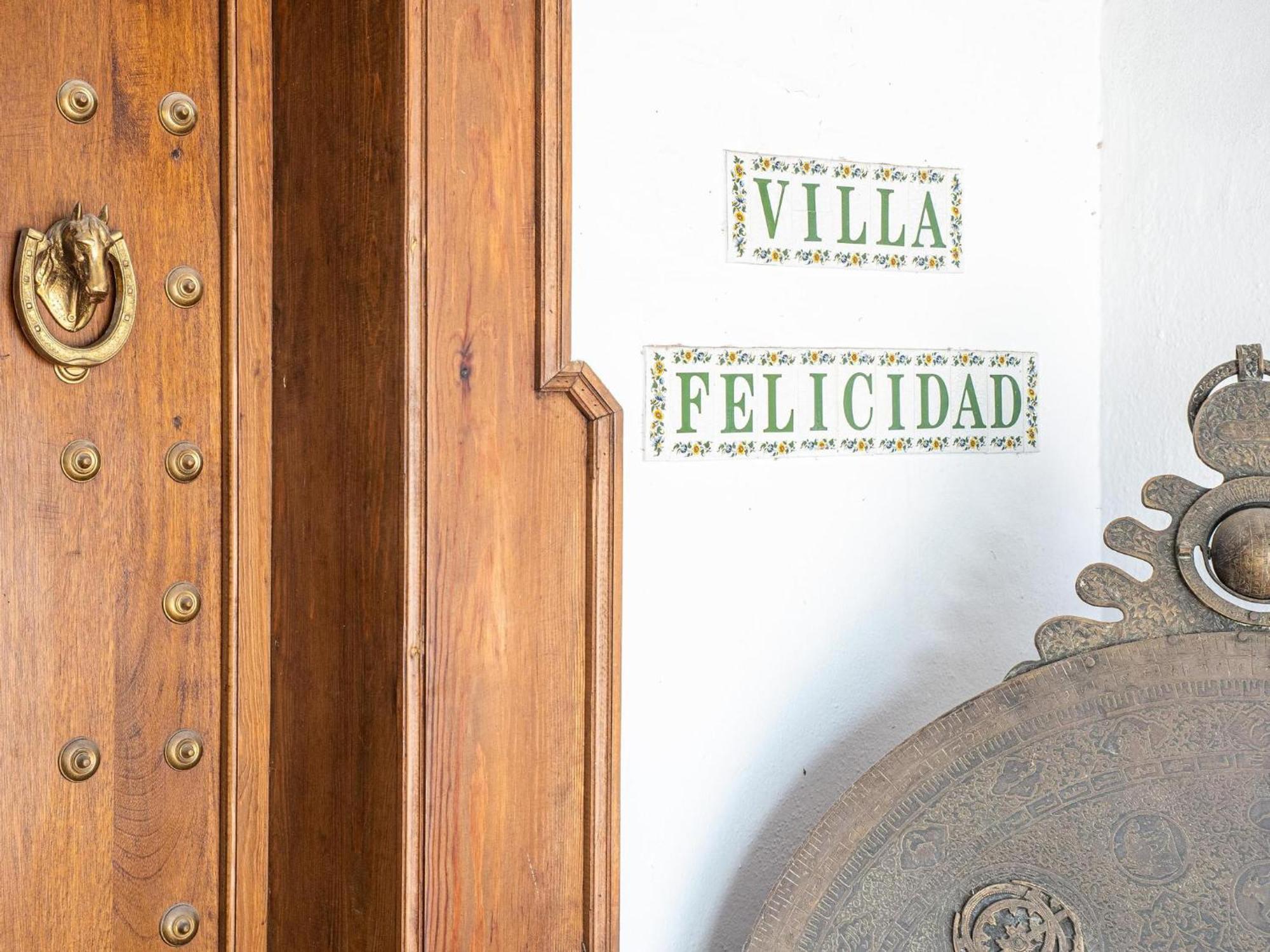 Andalusian Delight Family With 3 Bedrooms With Amazing Mountains Views *